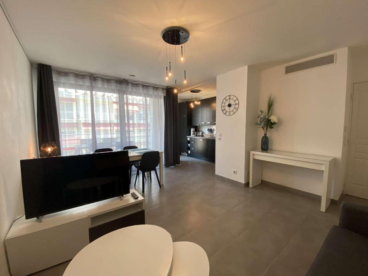 Appartement Climatise 4 Couchages Avec Terrasse Et Parking Securise A Antibes, Proche Port Et Mer - Fr-1-252-180 외부 사진